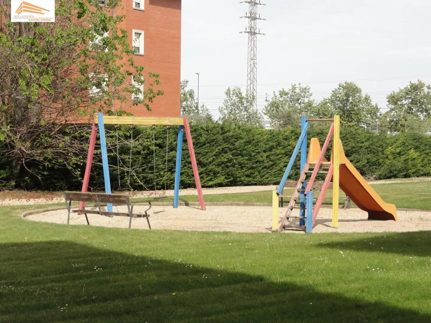 Außenansicht von Wohnung zum Verkauf in Valladolid mit Heizung, Privatgarten und Abstellraum
