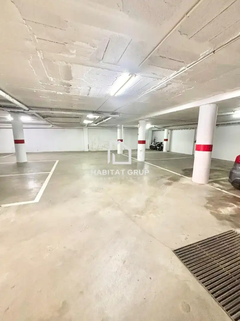 Parkplatz von Wohnung zum Verkauf in Begur mit Heizung, Terrasse und Abstellraum