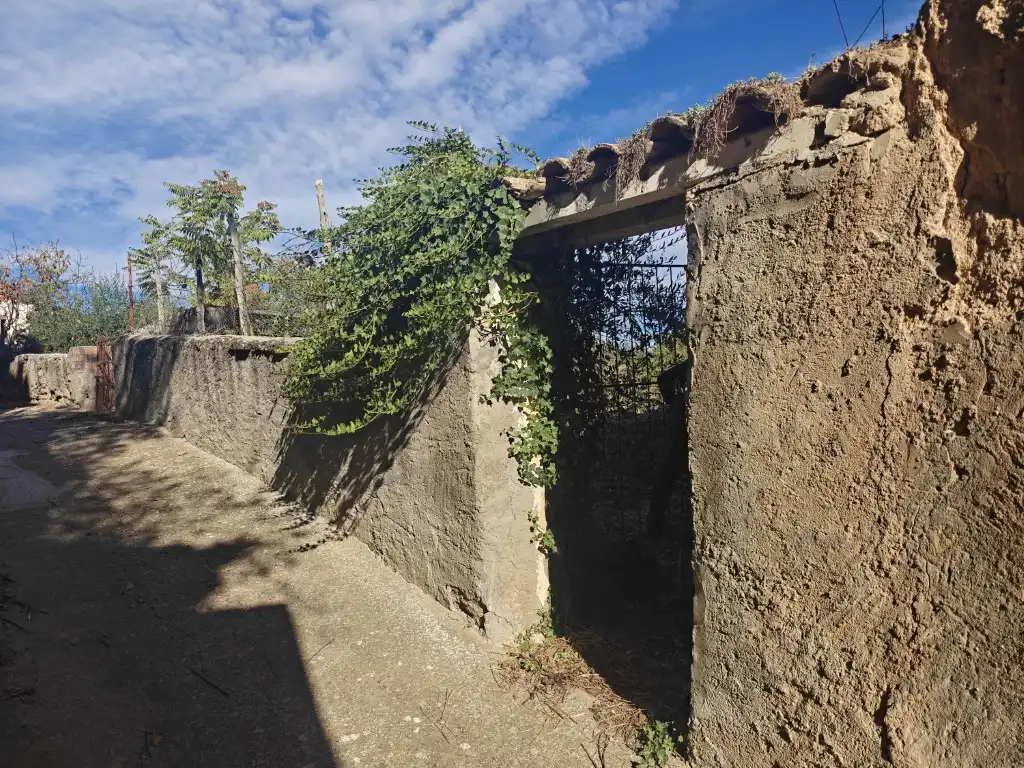 Exterior view of Houses for sale in Graus, Huesca