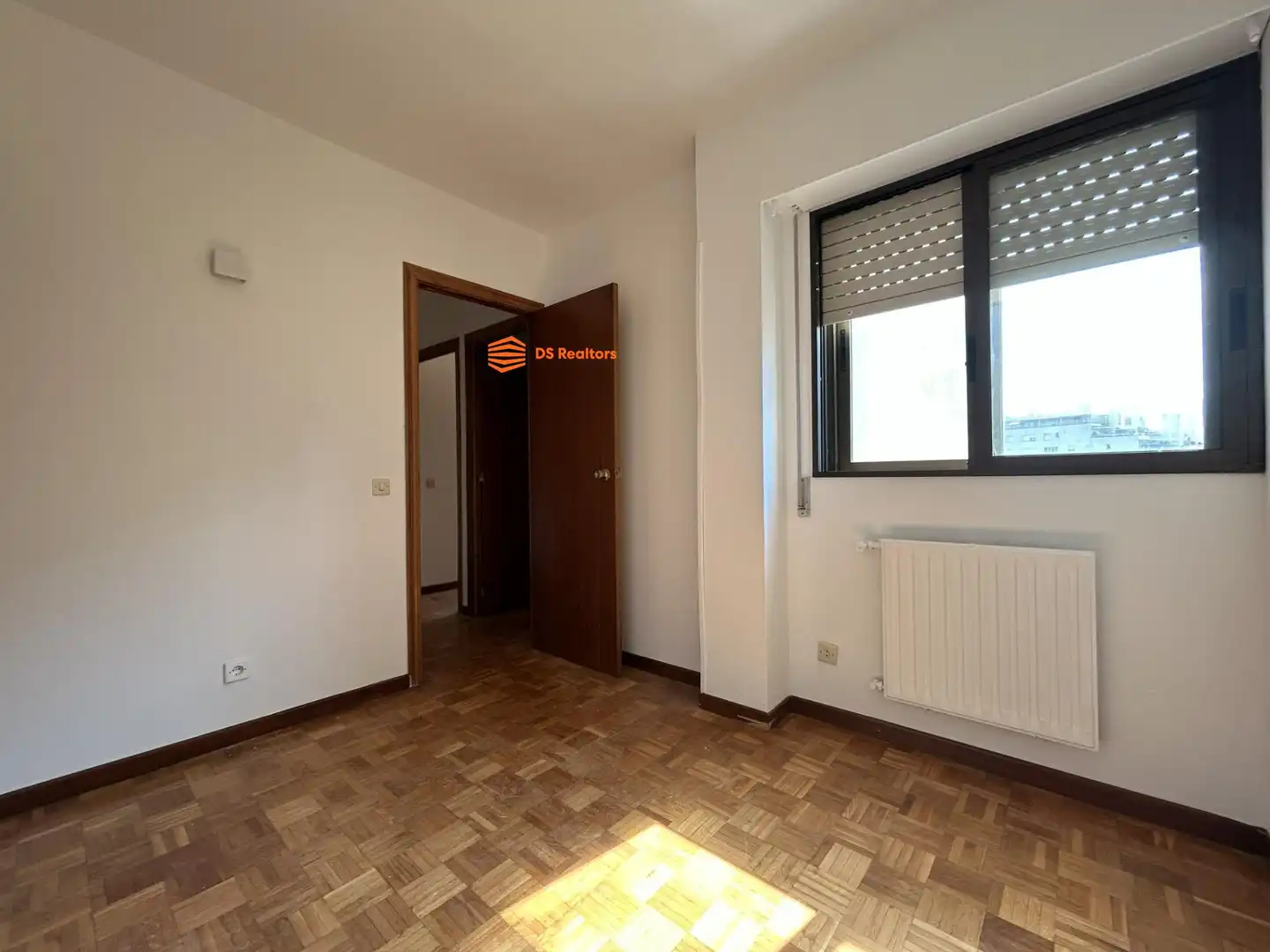 Flat for rent in Madrid  with Heating, Terrace and Storage room