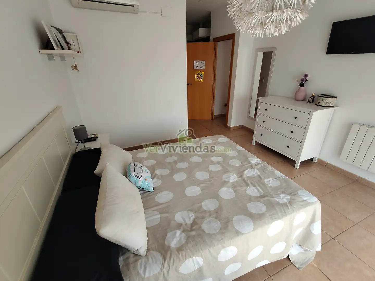 Dormitori de Casa adosada en venda en Castellar del Vallès amb Calefacció, Jardí privat i Terrassa