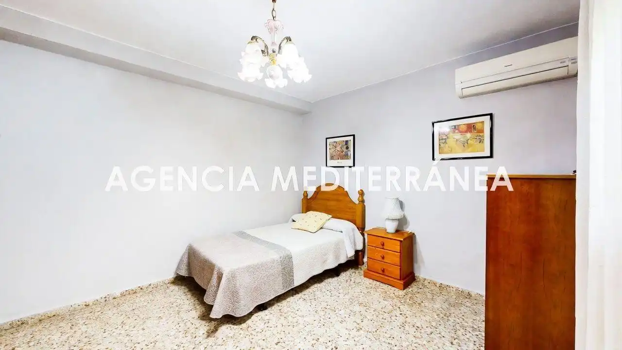 Chalet con piscina en venta en Montserrat, imagen 28