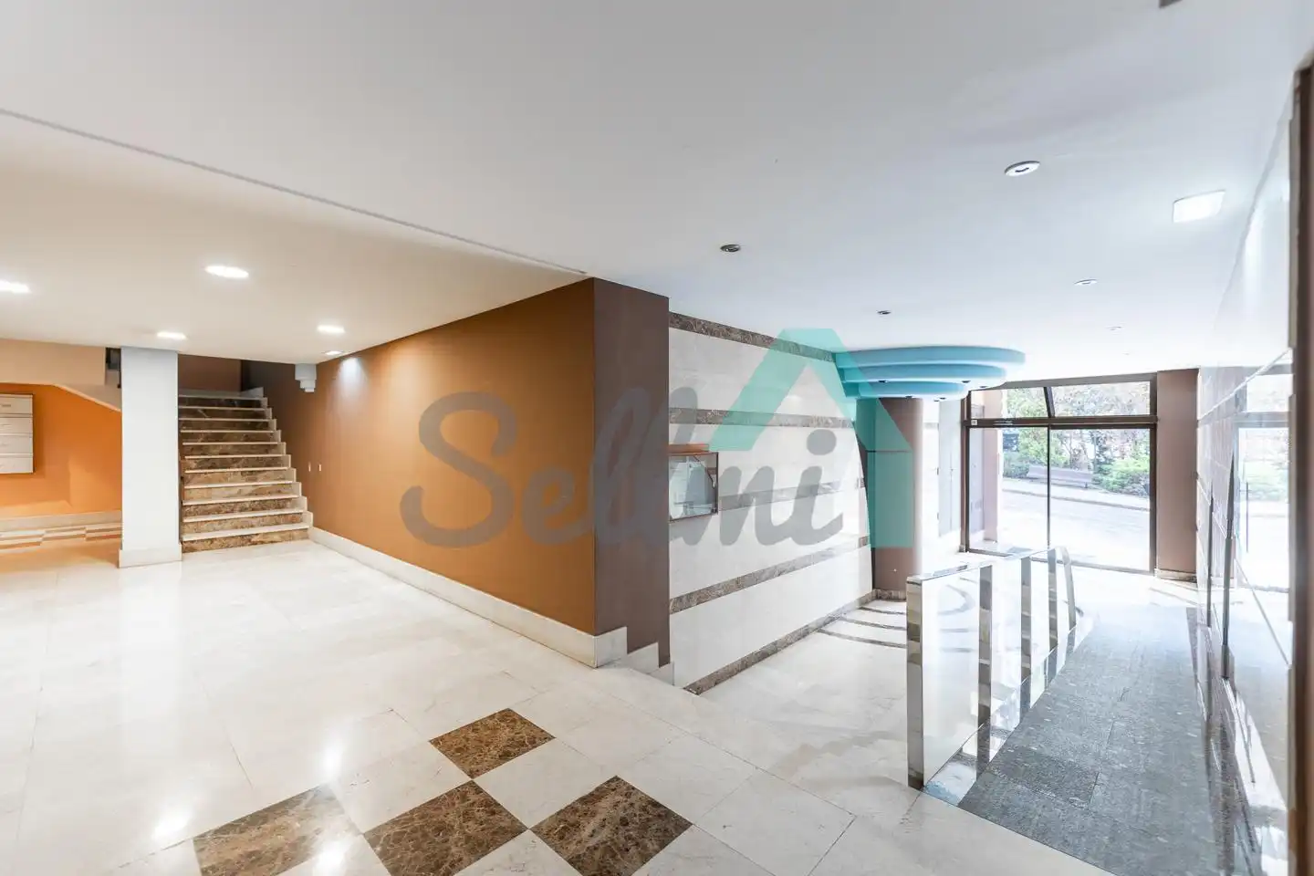 Flat for rent in Calle Luis Braille, Milán - Pumarín