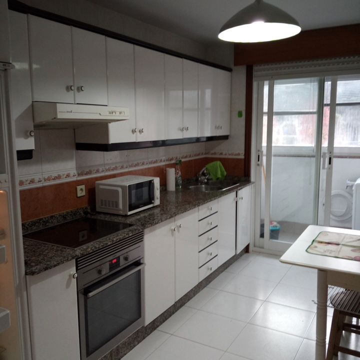 Kitchen of Flat to rent in Ponteareas  with Heating, Furnished and Oven