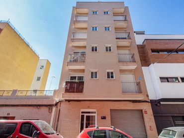 Flat with balcony for sale in Carrer del Poeta Llorente