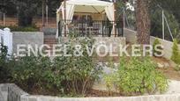 Terrassa de Casa o xalet en venda en Santa María de la Alameda amb Aire condicionat, Calefacció i Jardí privat