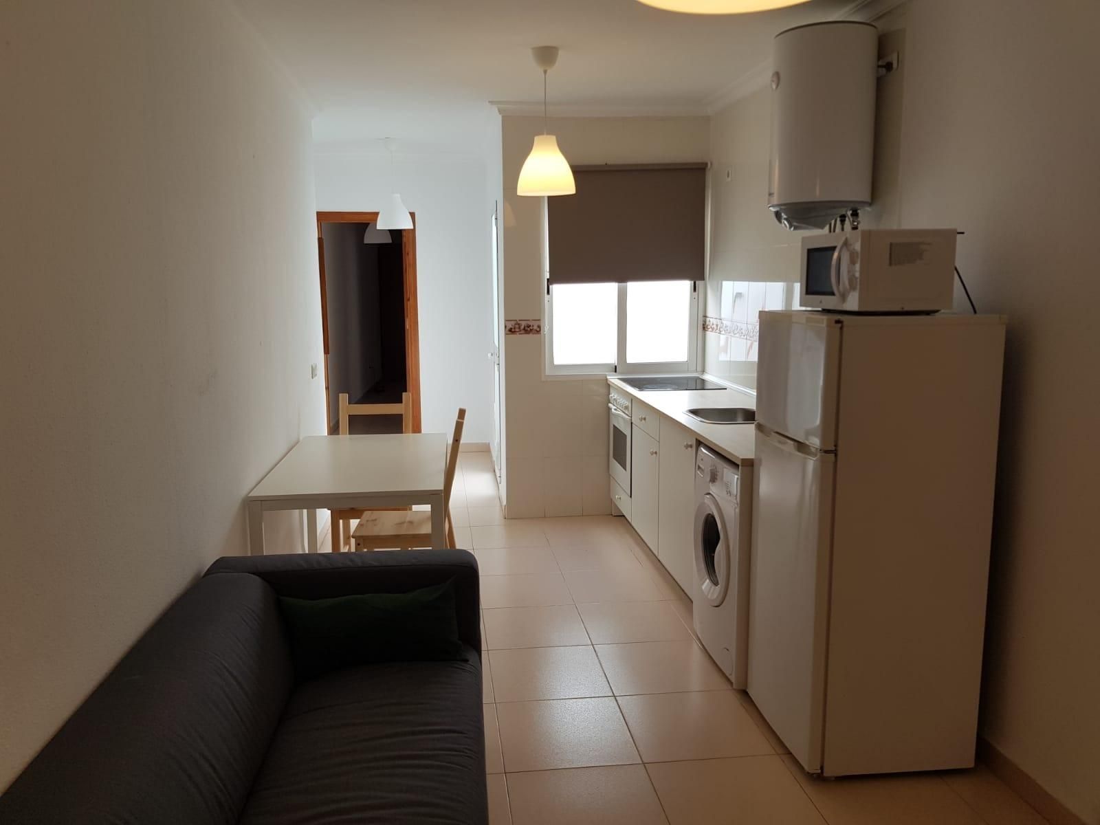 Kitchen of Flat to rent in Los Barrios
