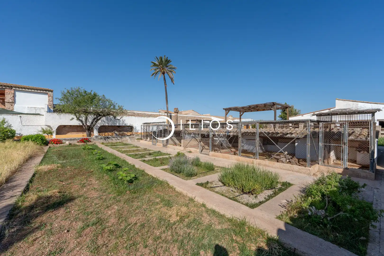 Edificio en venta en Olocau con Piscina comunitaria