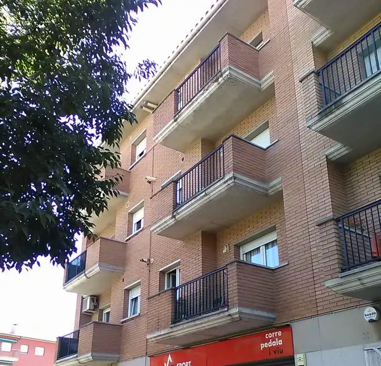 Piso en venta en Av Roma, Manlleu