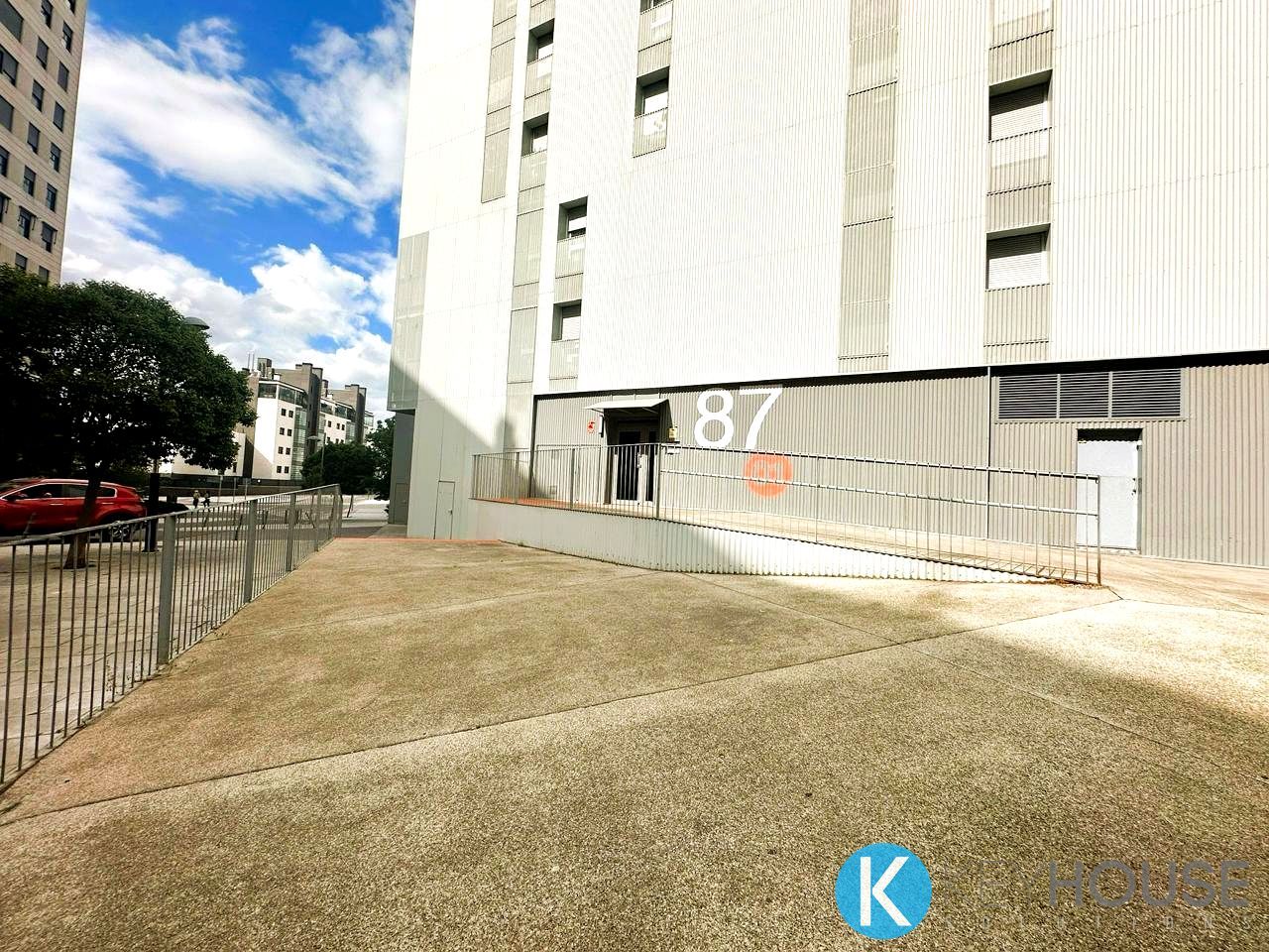 Exterior view of Garage for sale in Coslada