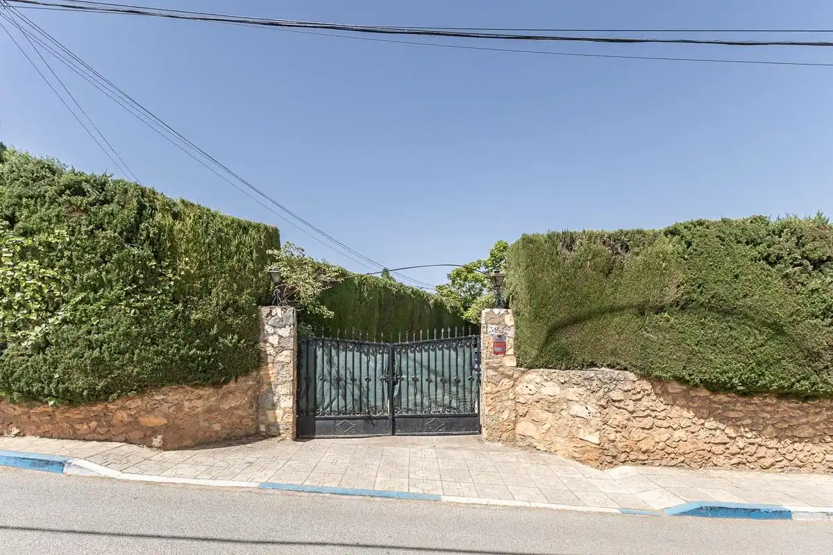 Casa o xalet en venda en Dílar amb Jardí privat, Terrassa i Traster