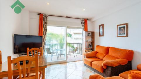 Foto 2 de Piso en venta en Almuñecar Centro, Almuñécar