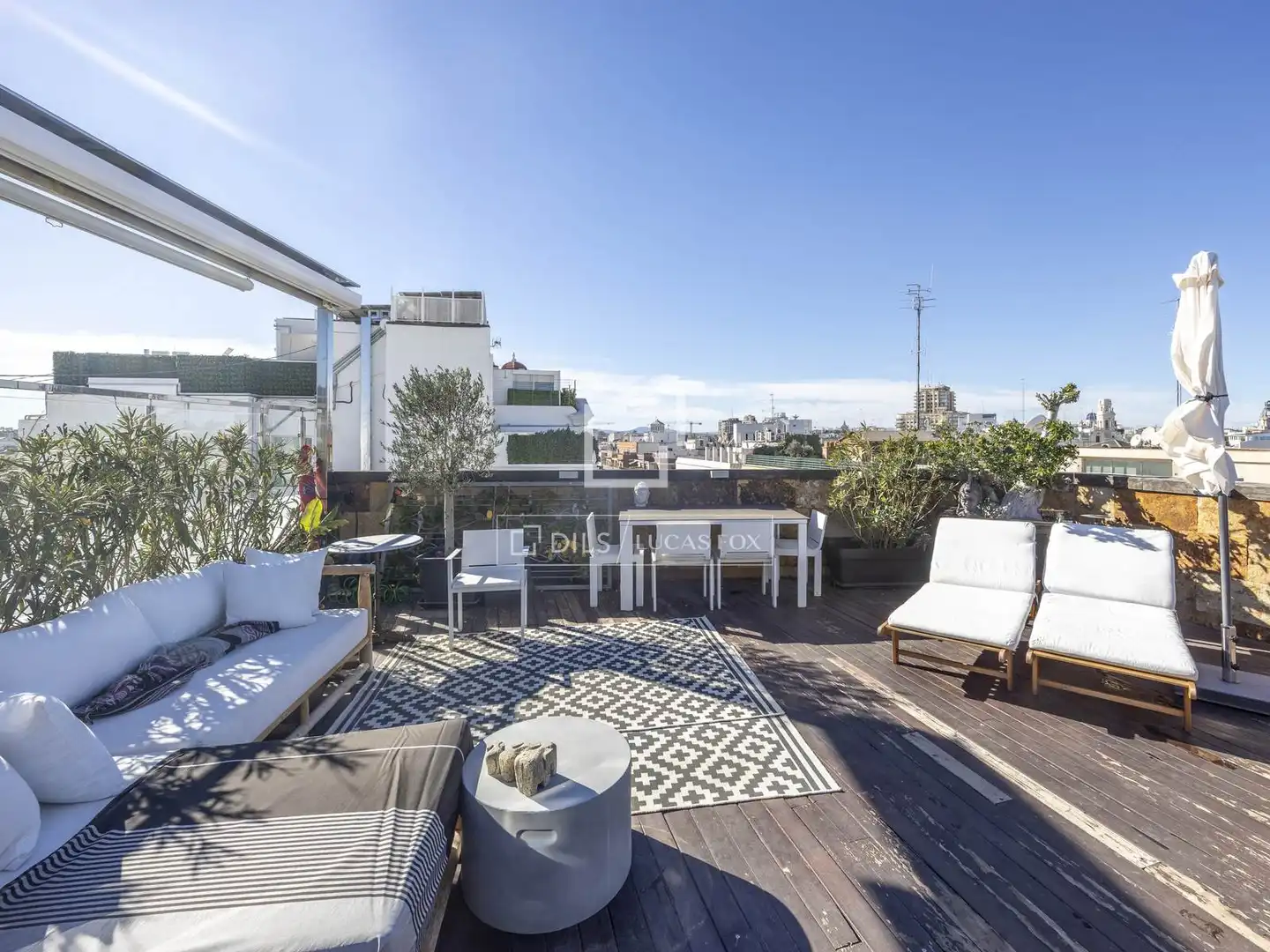 Terrasse von Dachboden zum Verkauf in Valencia del Ventoso mit Klimaanlage, Terrasse und Balkon