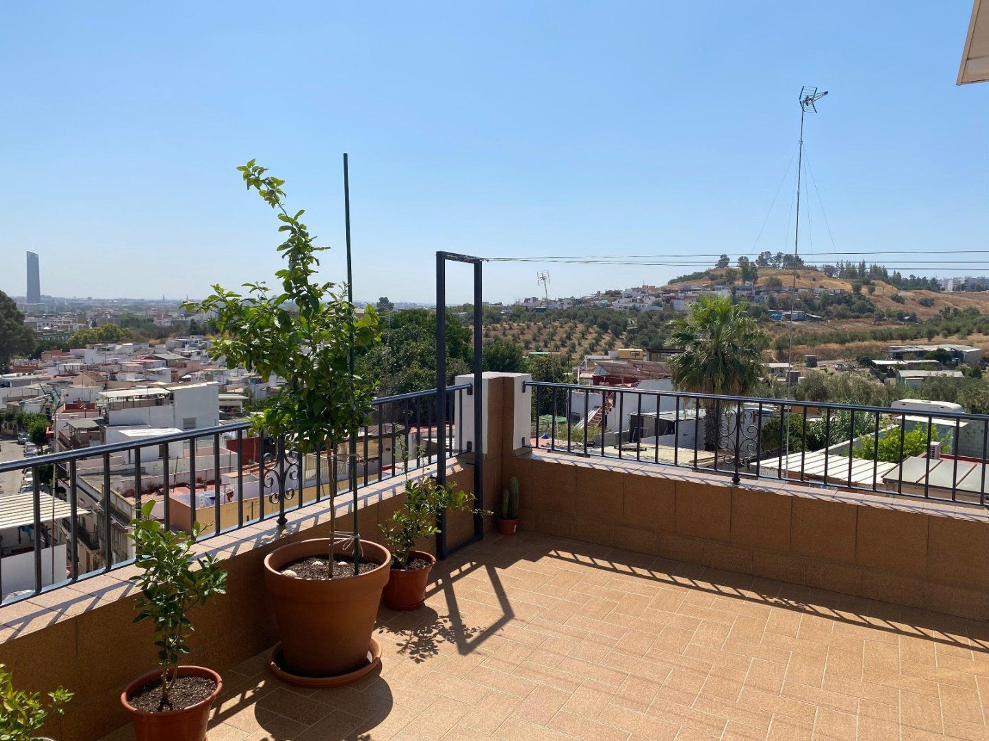 Terrace of Flat for sale in Camas  with Air Conditioner and Heating