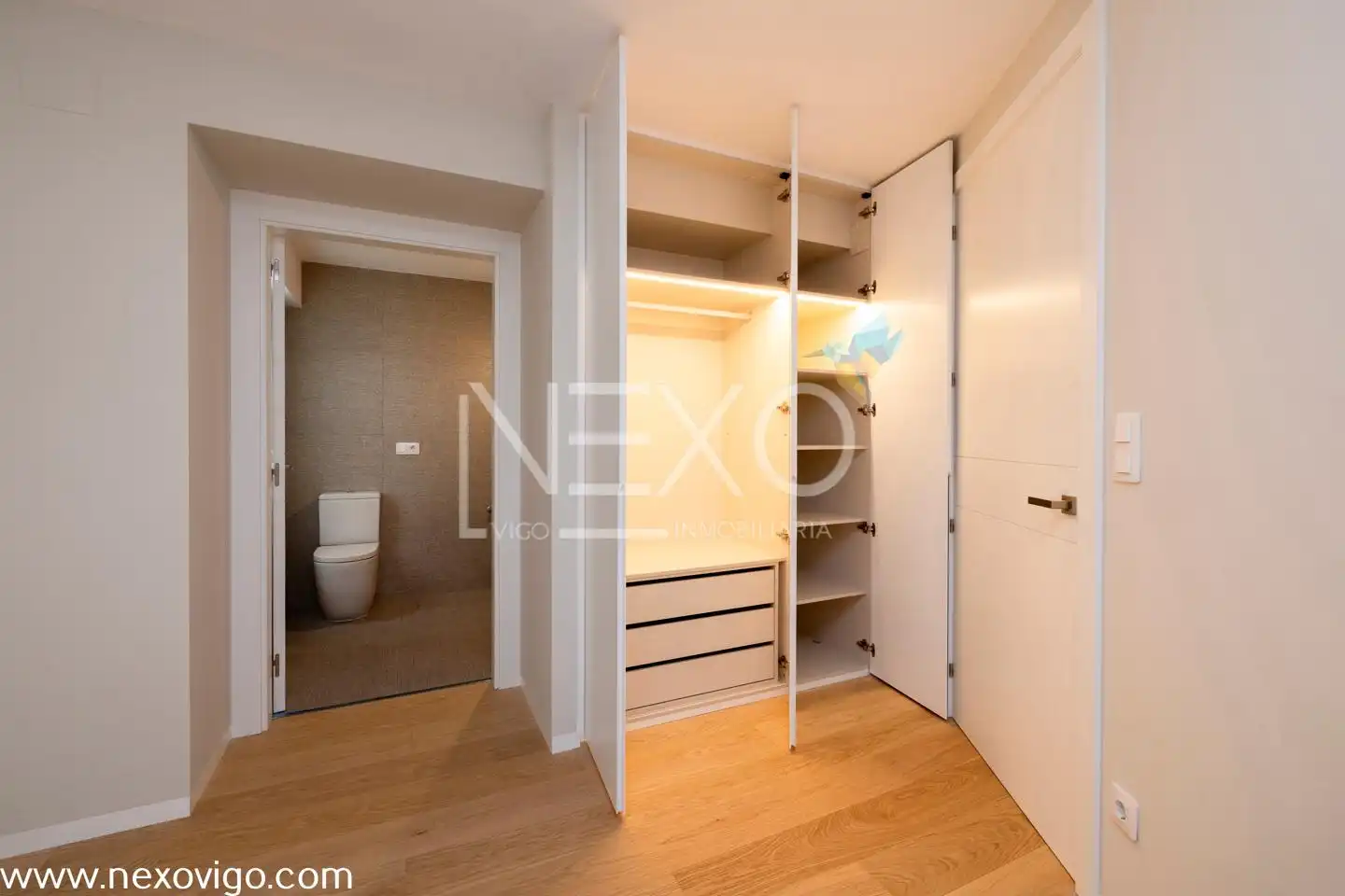 Piso con ascensor en venta en Rúa do Uruguai, imagen 26