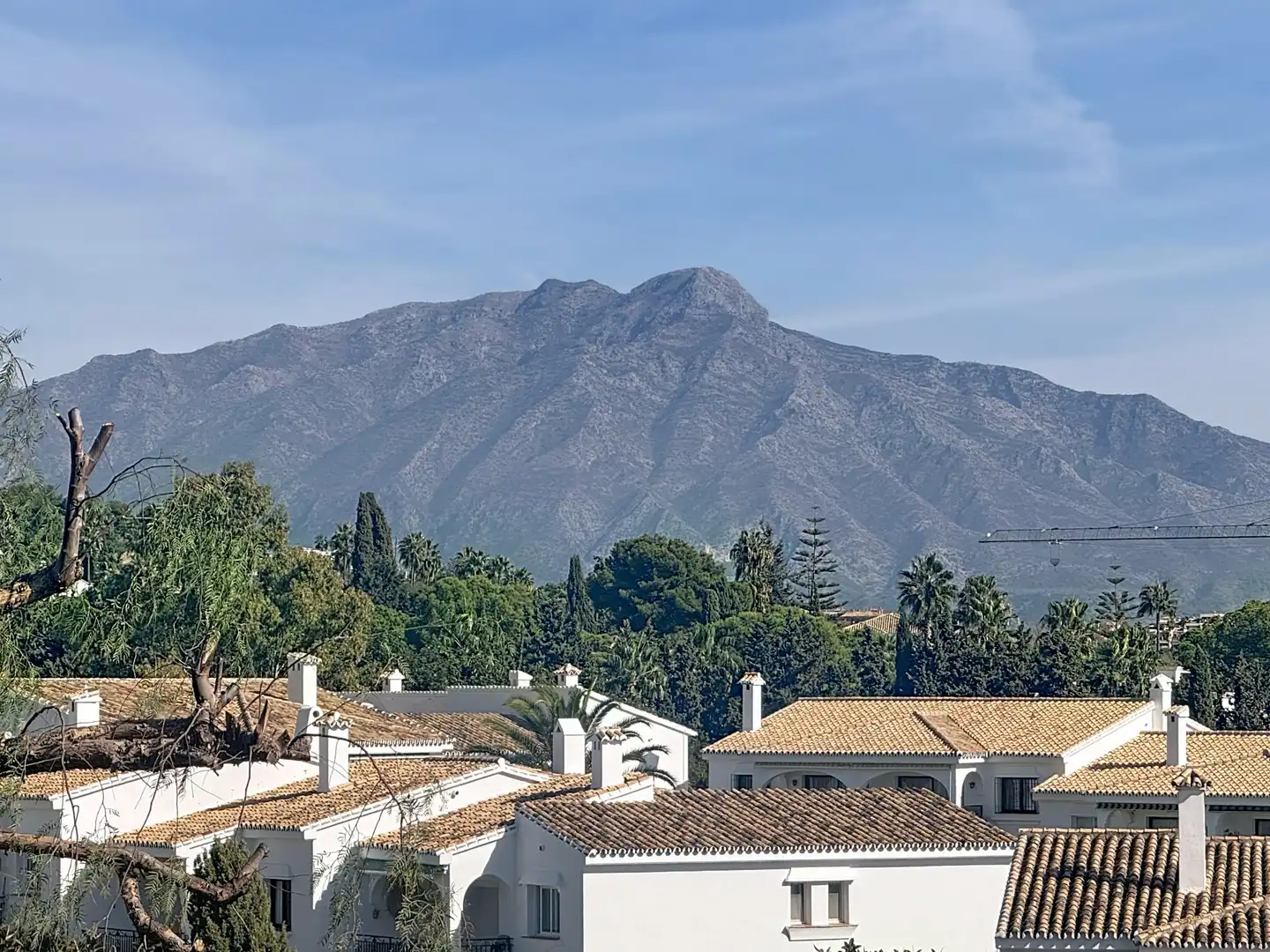 Exterior view of Apartments for sale in Benahavís  with Air Conditioner, Terrace and Swimming Pool