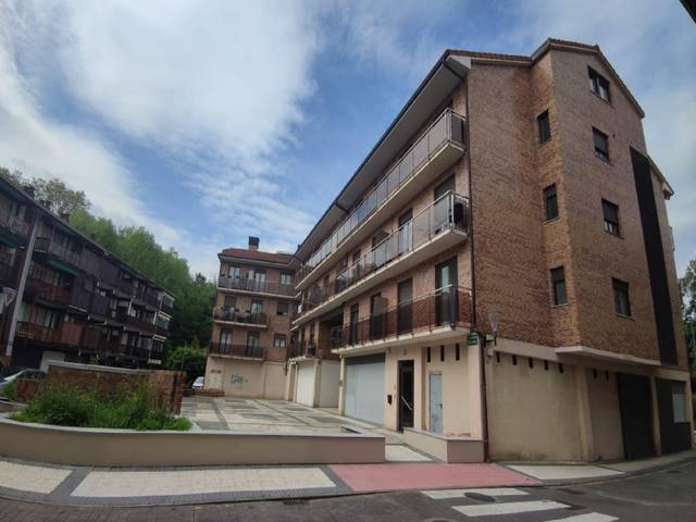 Garaje en Venta en Astigarraga