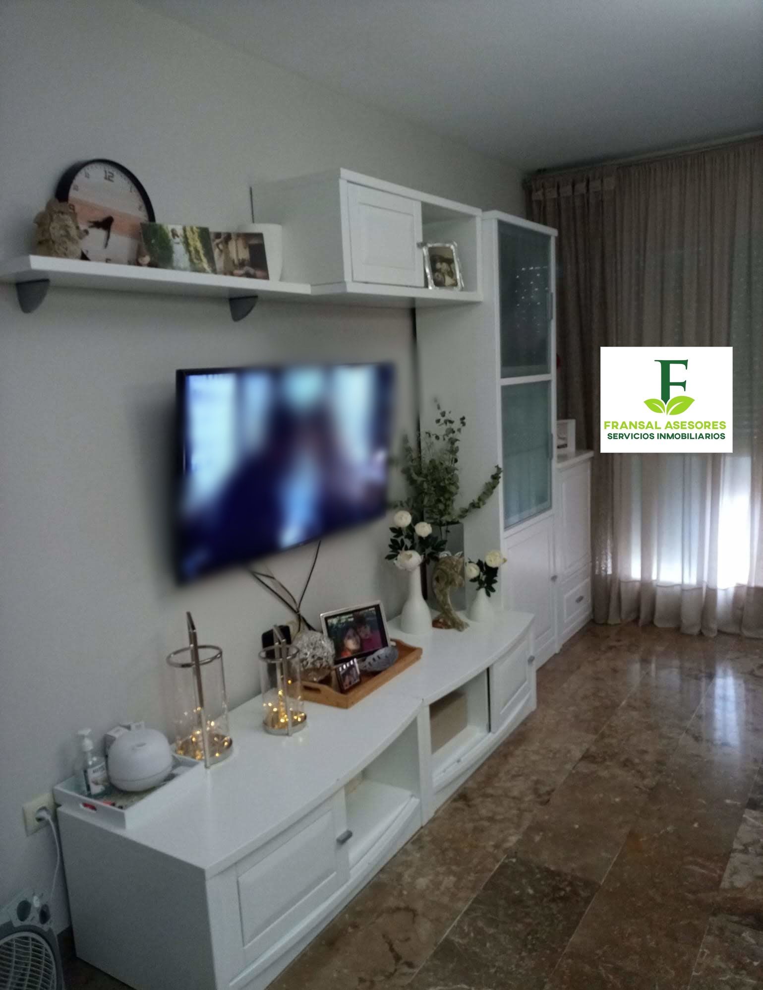 Sala d'estar de Dúplex en venda en  Córdoba Capital amb Aire condicionat, Calefacció i Moblat