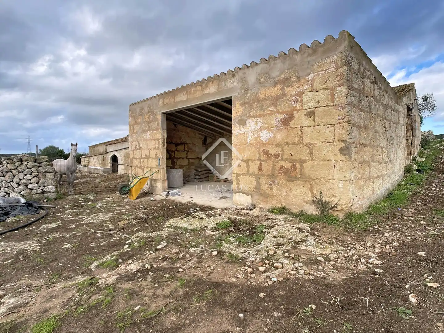 Casa rústica amb jardí en venda a Ciutadella, imagen 61