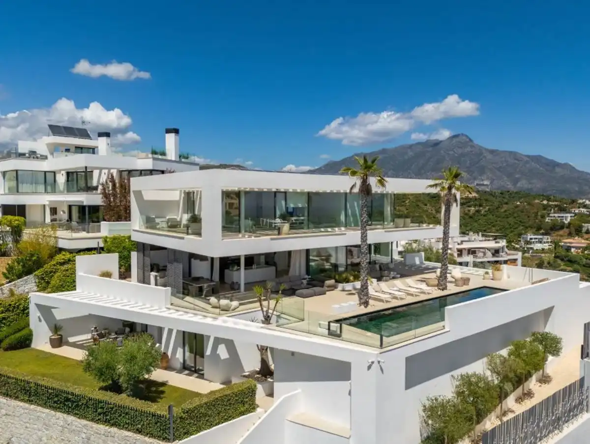 Detached house with pool for sale in La Quinta