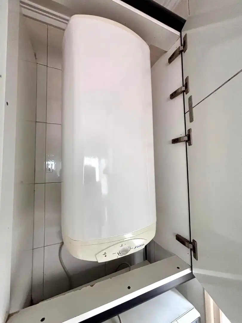 Baño de Piso en venta en Gijón  con Calefacción, Terraza y Trastero