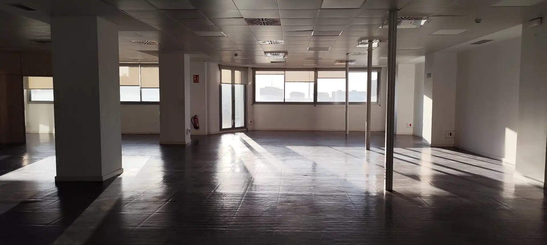 Oficina amb ascensor de lloguer a Avinguda de Cornellà, imagen 17