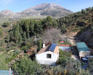 Vista exterior de Casa o xalet en venda en El Burgo amb Piscina