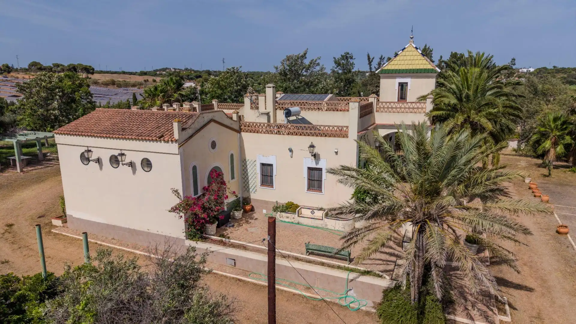 Außenansicht von Country house zum Verkauf in Ayamonte mit Klimaanlage, Heizung und Privatgarten