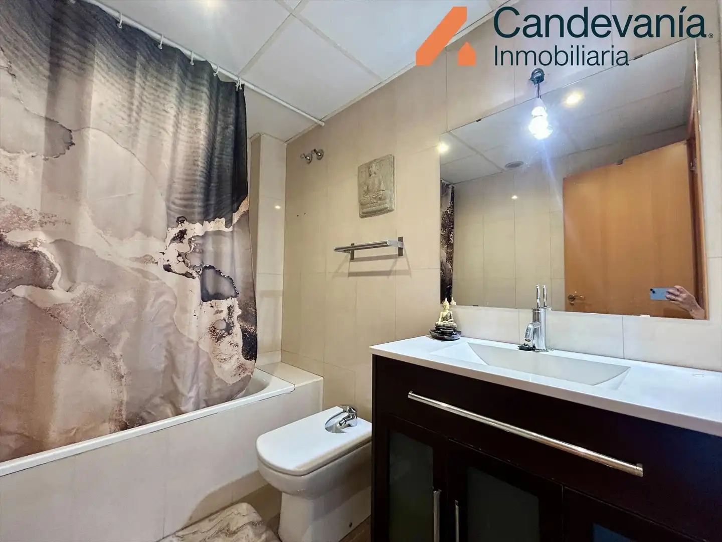 Casa adosada en venta en Zuera con Calefacción, Jardín privado y Parquet