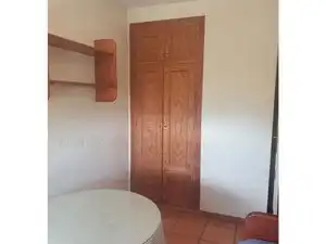 Dormitori de Casa o xalet en venda en Baza amb Calefacció, Jardí privat i Terrassa