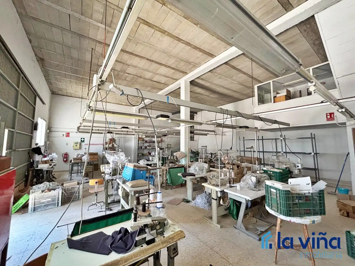 Nau industrial en venda en Cuevas Bajas