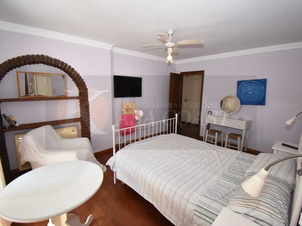 Habitación de Casa adosada en venta en Fuengirola con Aire acondicionado, Jardín privado y Terraza