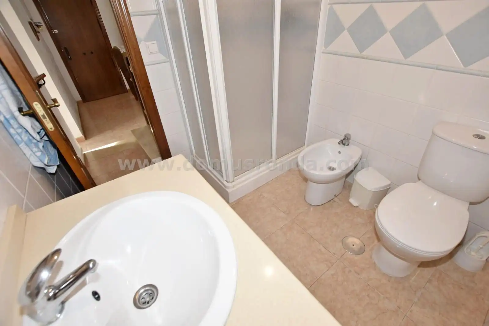 Bathroom of Houses for sale in Ronda