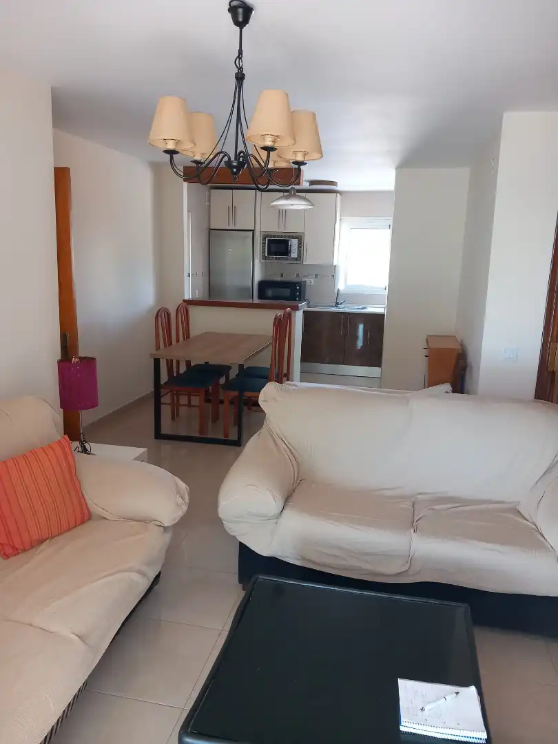 Sala de estar de Piso de alquiler en La Línea de la Concepción con Amueblado, Horno y Lavadora