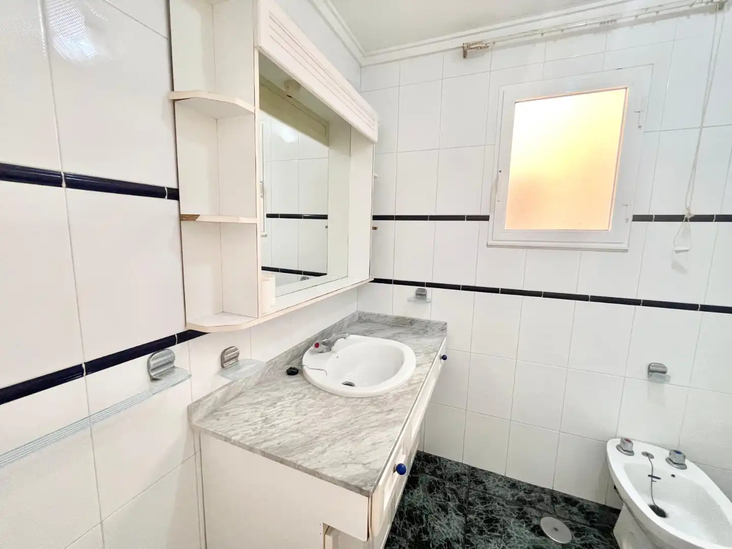 Apartment with pool to rent in Playa de los Locos, imagen 12