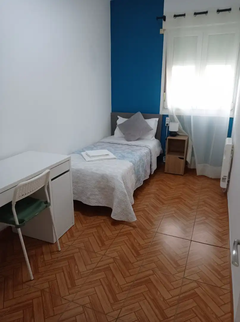 Bedroom of Flat for sale in Bilbao   with Heating, Furnished and Oven