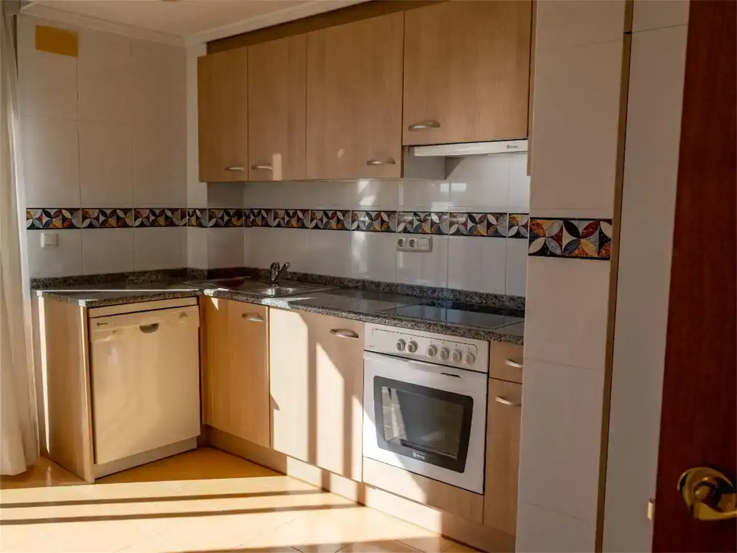 Cocina de Piso en venta en Gandia con Aire acondicionado y Balcón