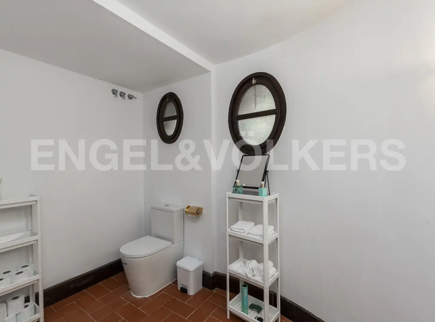 Bathroom of Houses for sale in Castelldefels  with Air Conditioner, Heating and Private garden