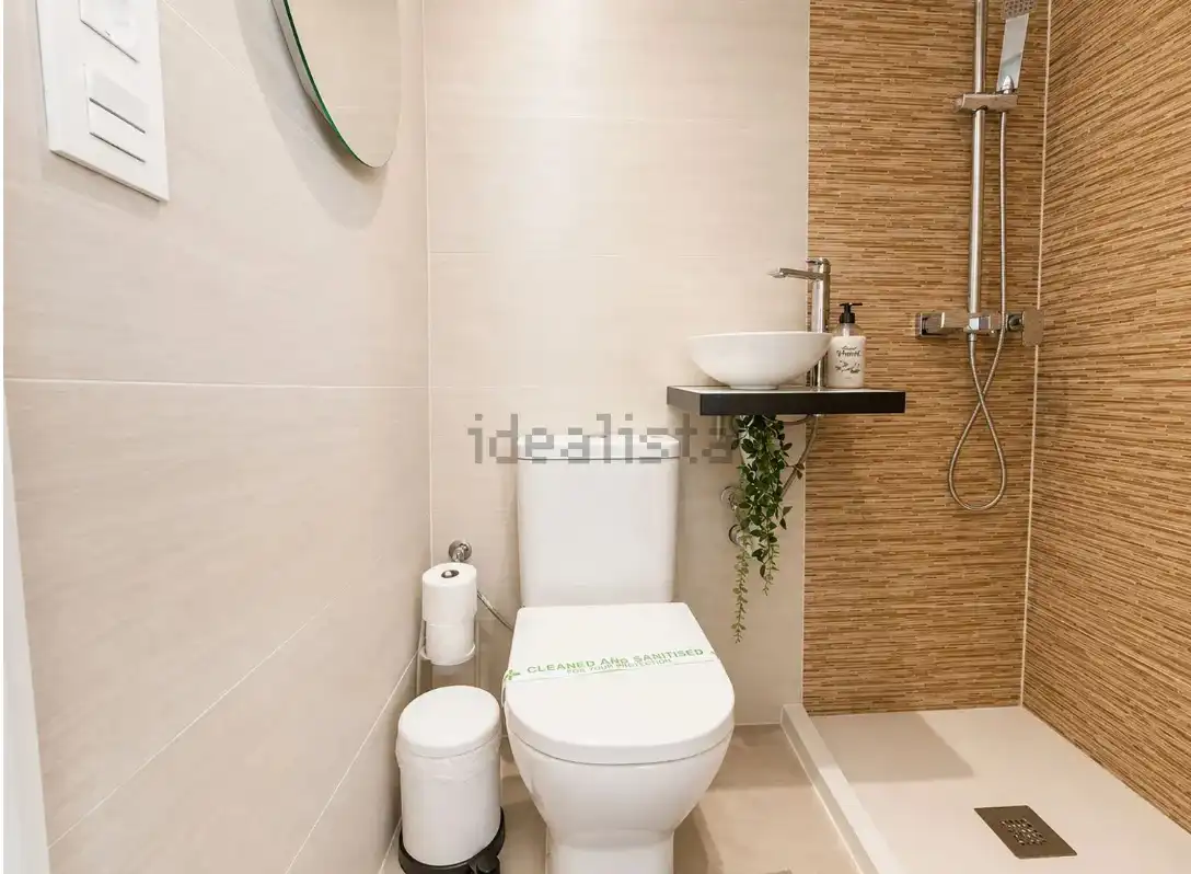 Badezimmer von Wohnung zum Verkauf in Benalmádena mit Möbliert und Gemeinschaftspool