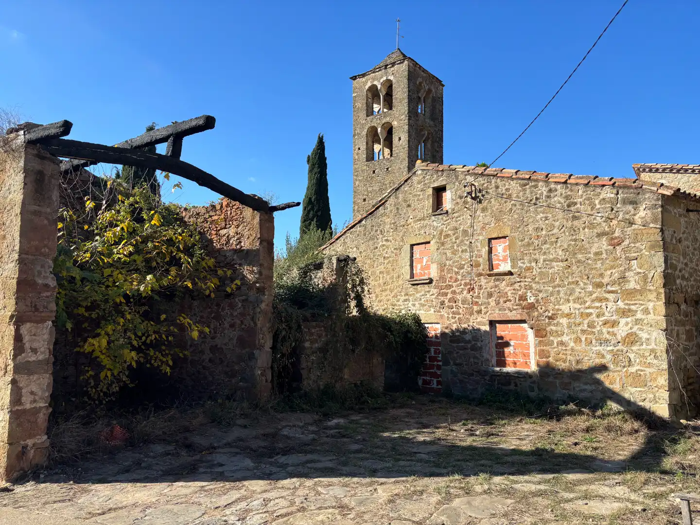 Casa rústica amb jardí en venda a Carrer de l’església, imagen 2