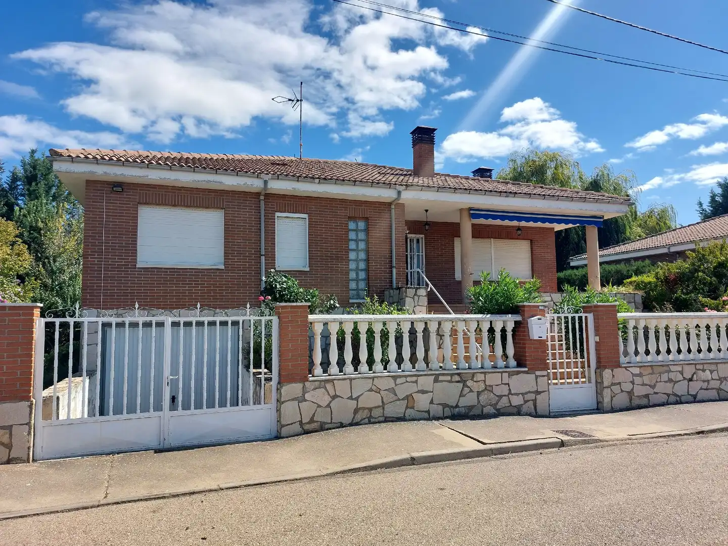 Villa con piscina in vendita a Villarejo de Órbigo