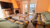 Sala d'estar de Casa o xalet en venda en El Vendrell amb Aire condicionat, Calefacció i Jardí privat