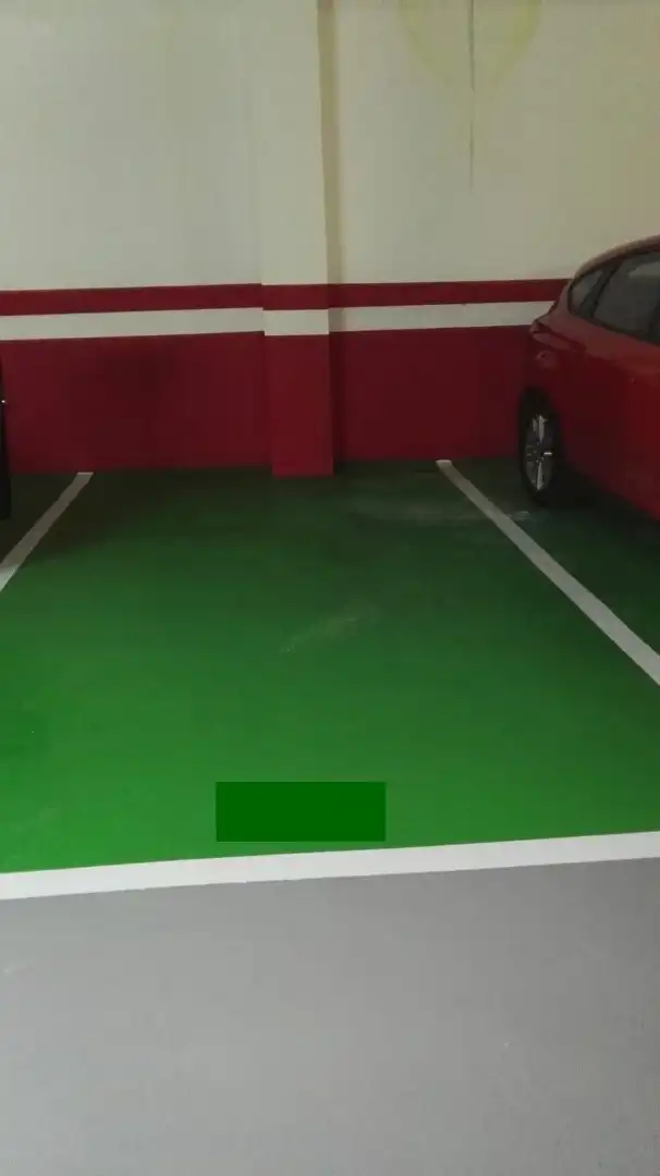 Aparcament de Garatge en venda en Can Serra - Pubilla Cases