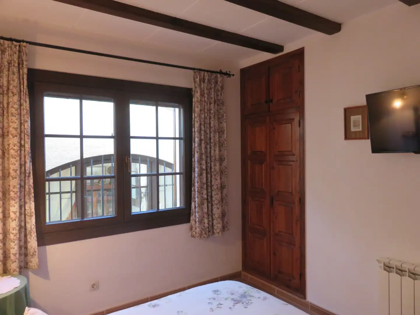 Habitación de Casa adosada en venta en L'Estartit con Aire acondicionado, Calefacción y Jardín privado