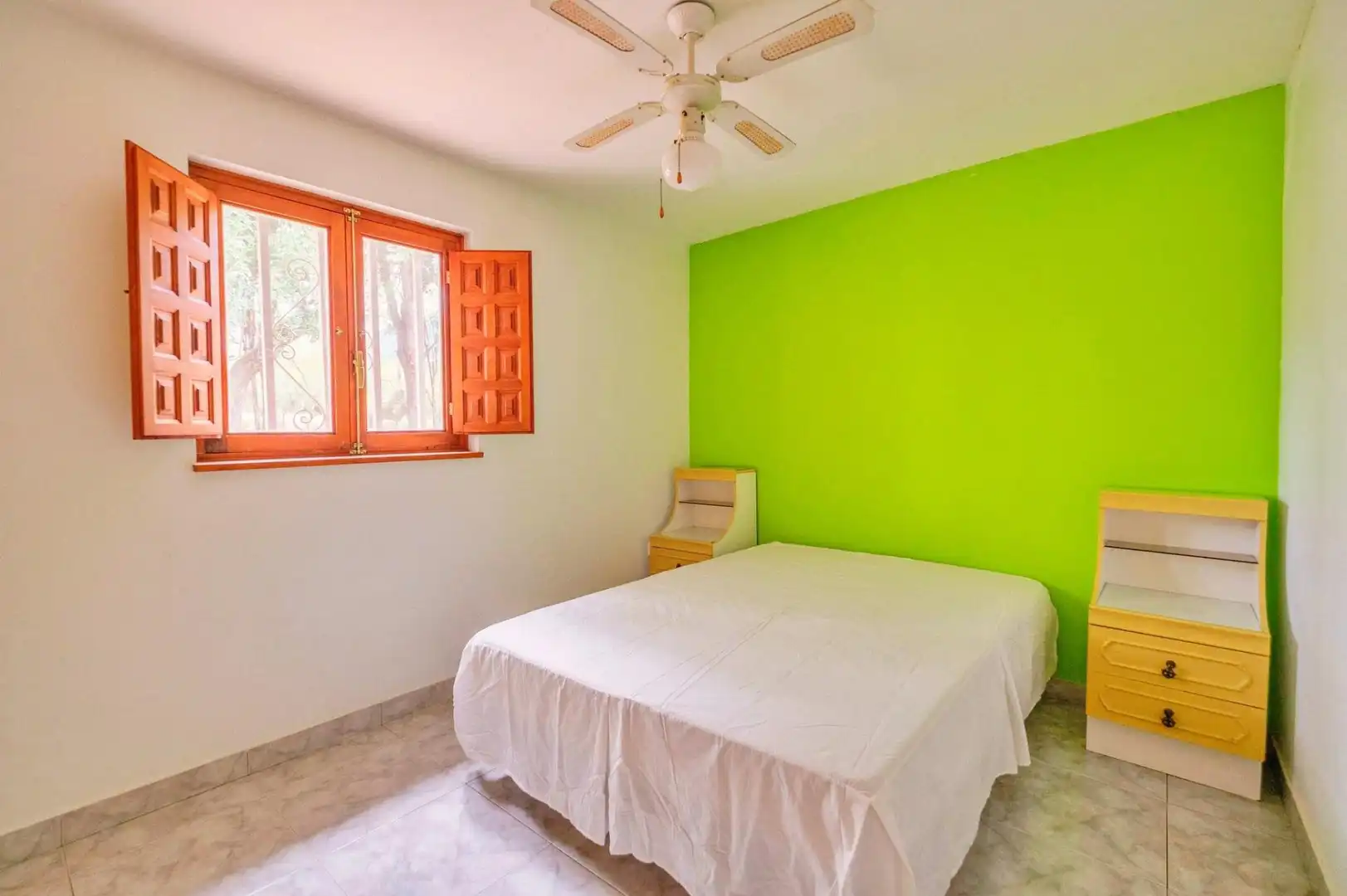 Dormitori de Casa o xalet en venda en Tortosa amb Jardí privat