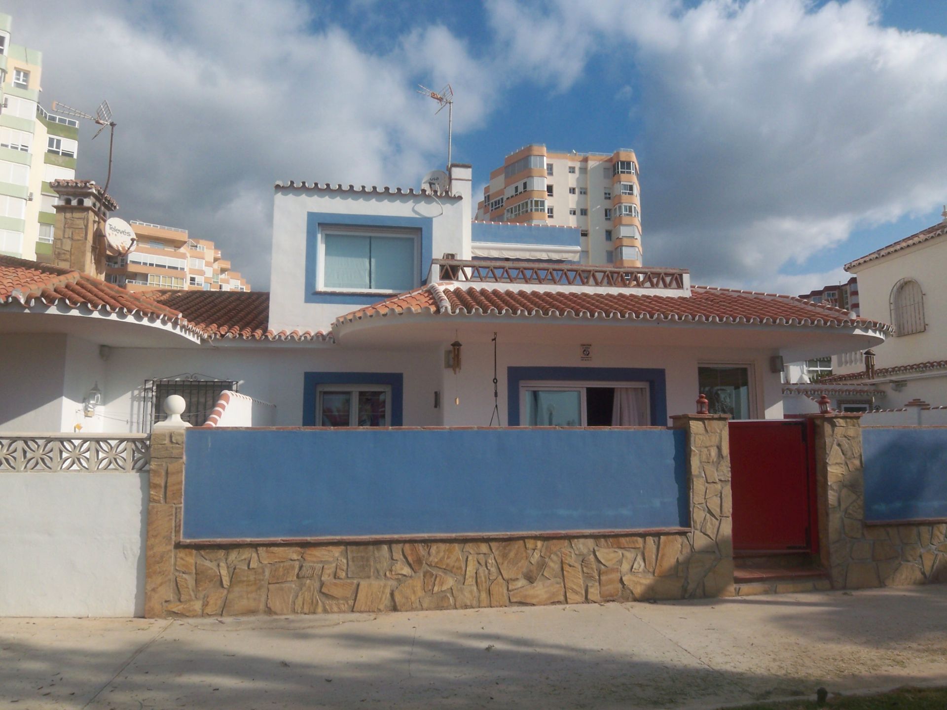 Exterior view of House or chalet for sale in Torrox  with Air Conditioner, Private garden and Terrace