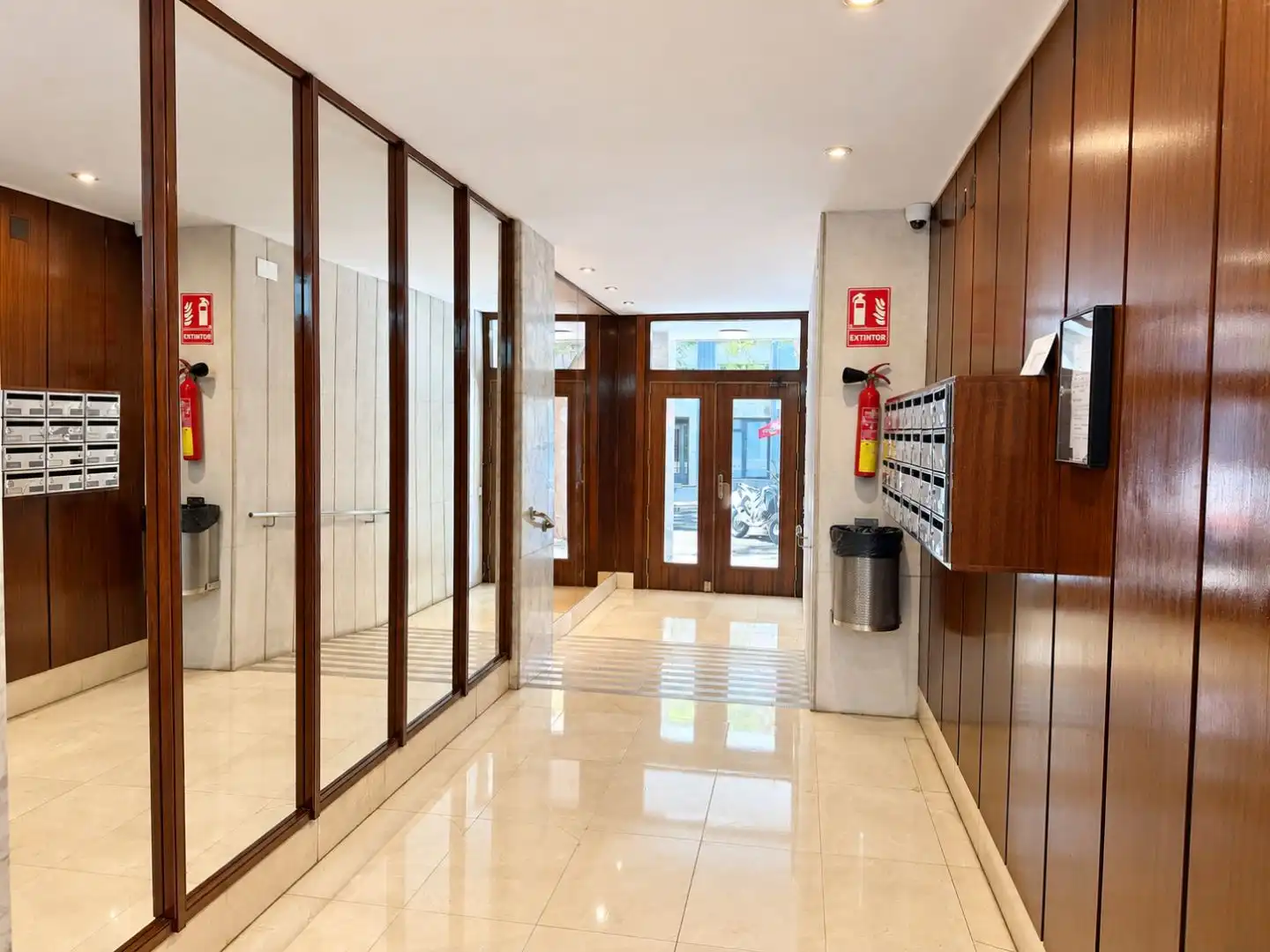 Pis en venda en  Barcelona Capital amb Terrassa i Balcó