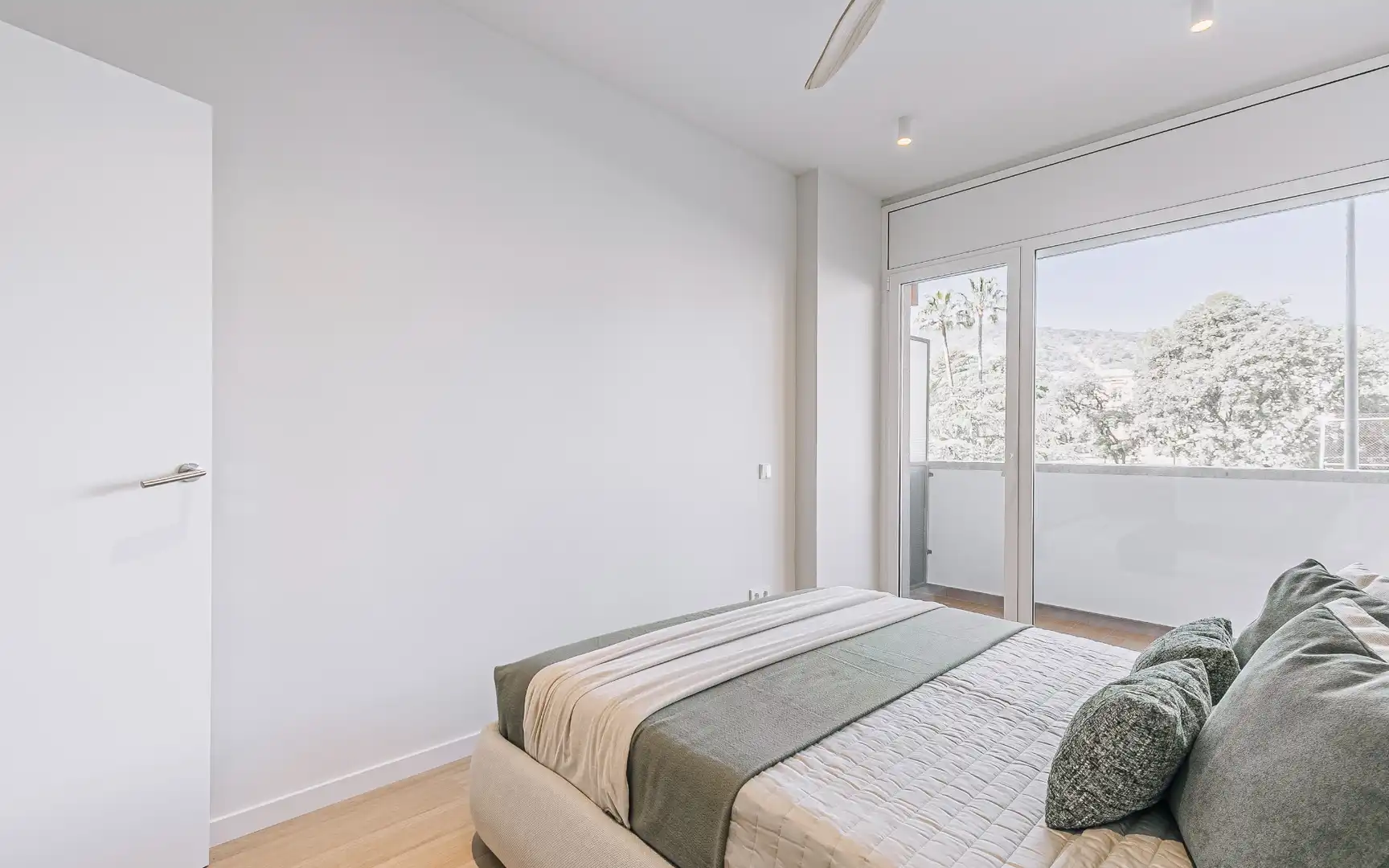 Piso con terraza en venta en Reina Elisenda de Montcada, imagen 31
