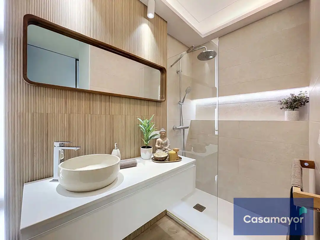 Baño de Piso en venta en Alicante / Alacant con Aire acondicionado, Calefacción y Terraza