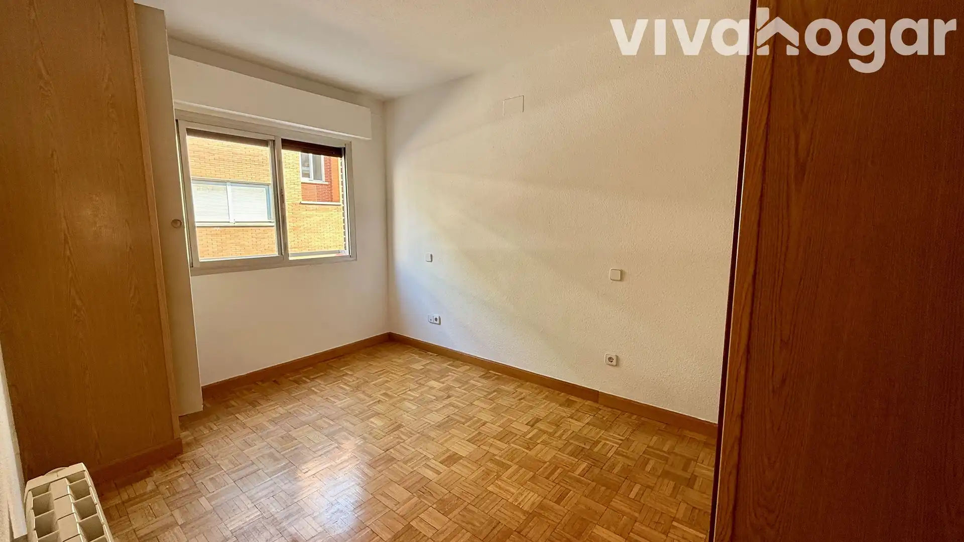 Bedroom of Flat for rent in Madrid